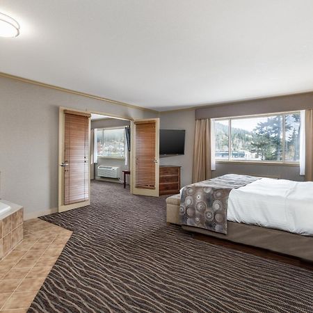 Prestige Radium Hot Springs Resort, Worldhotels Crafted Eksteriør bilde