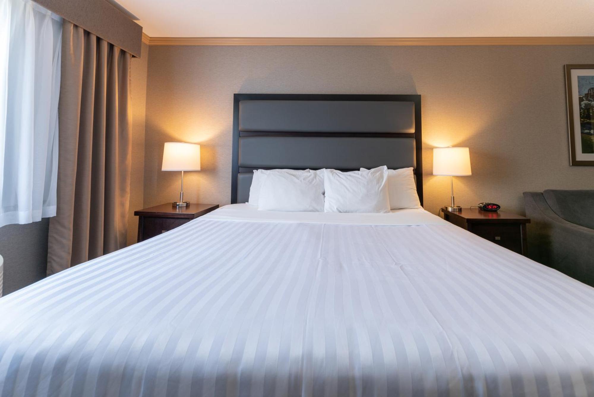 Prestige Radium Hot Springs Resort, Worldhotels Crafted Eksteriør bilde